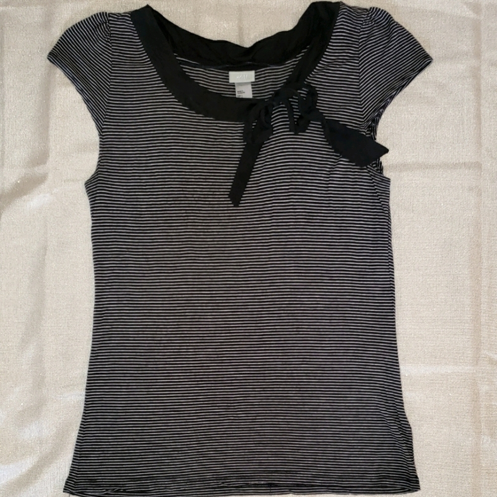 H&M Navy Blue/White Striped Top W/ Bow